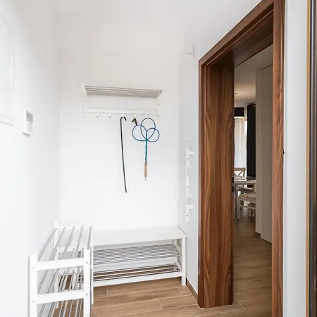 Marzen Dream Haus بيت للعطل Łukęcin